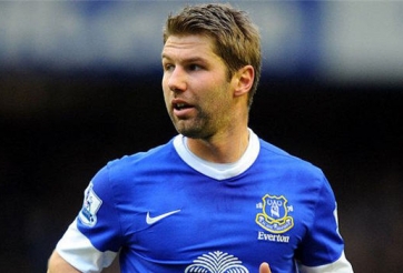 Hitzlsperger bị Alex 'đá đểu' sau khi thừa nhận mình là gay